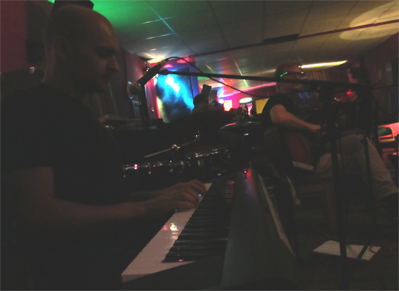 Auftritt in Kiki Sol